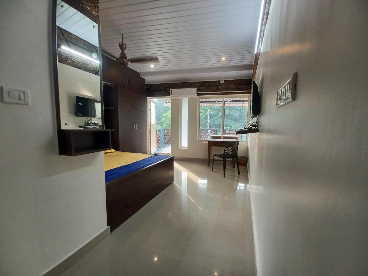 Jeena Motel Kollam Extérieur photo
